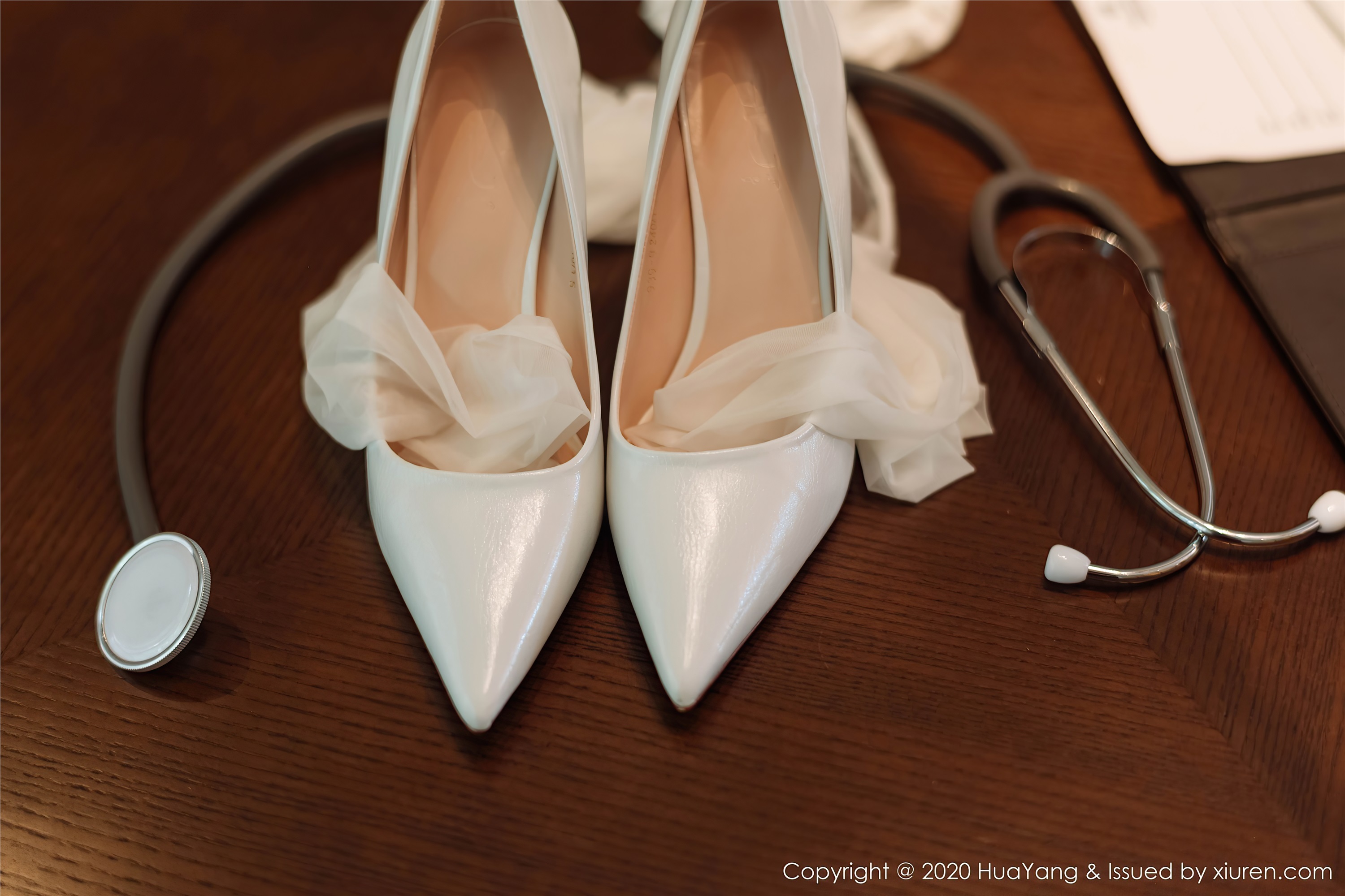 HuaYang花漾 2020.11.27 Vol.330 王雨纯